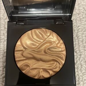 Laura Mercier Gold Radiant Highlighter- addiction